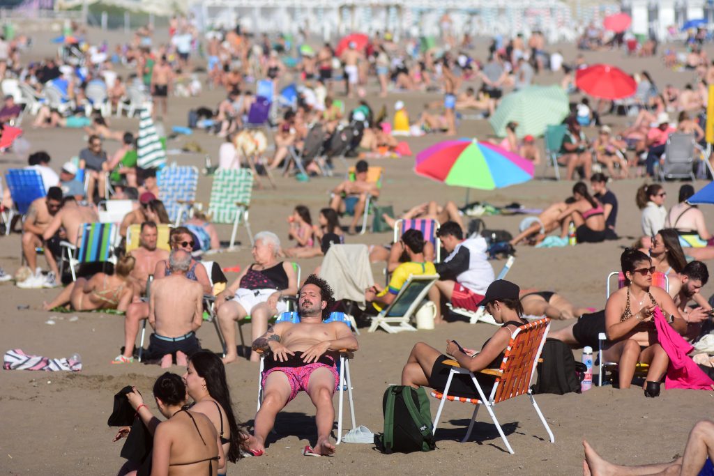 El Servicio Meteorológico Nacional (SMN) anticipó un último fin de semana del año con temperaturas elevadas en Mar del Plata.