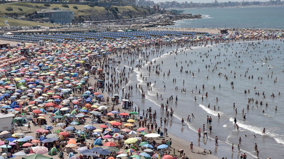Luego de que el Gobierno oficialice el cronograma de feriados 2026, el sector empresario de Mar del Plata se muestra optimista del turismo local.