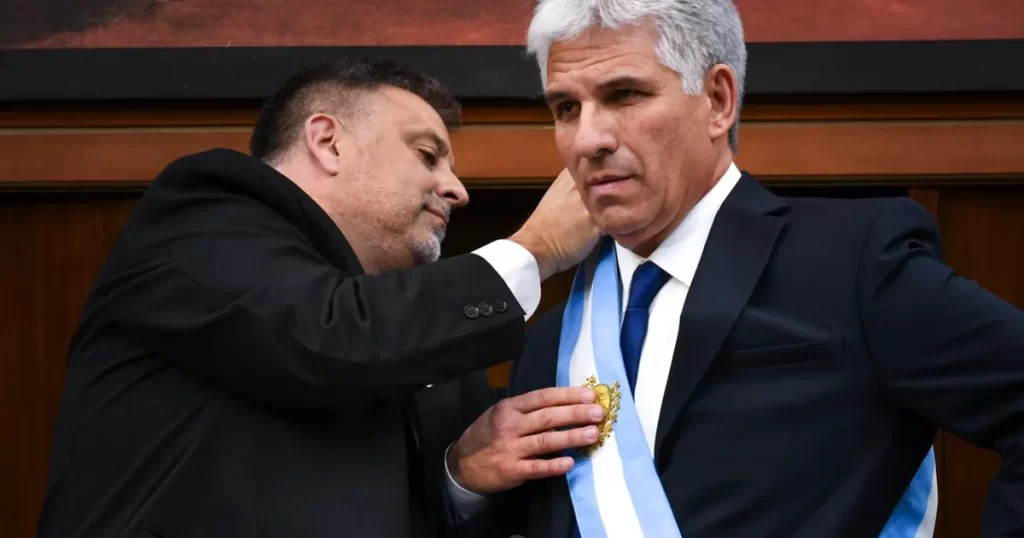 El gobernador de San Luis, Claudio Poggi, se reunirá con Diego Santilli por la reforma laboral.