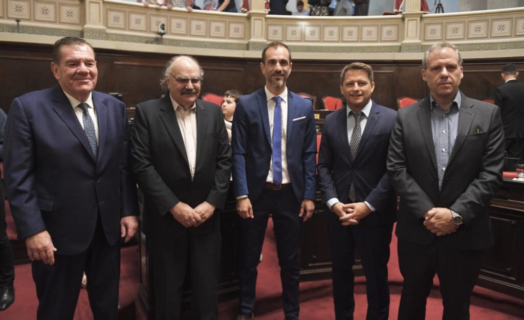 Tras la sesión preparatoria en el Senado bonaerense, el bloque PRO quedó conformado por cinco integrantes.
