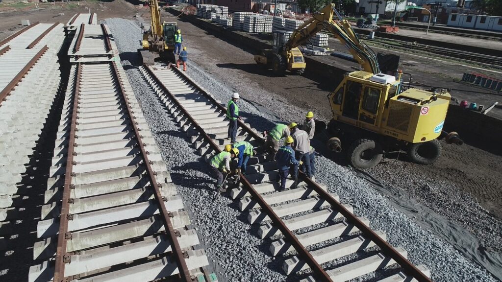 Julio Zamora expresó su rechazo a la decisión del Gobierno nacional y de Trenes Argentinos de suspender el servicio del ramal Retiro–Tigre.