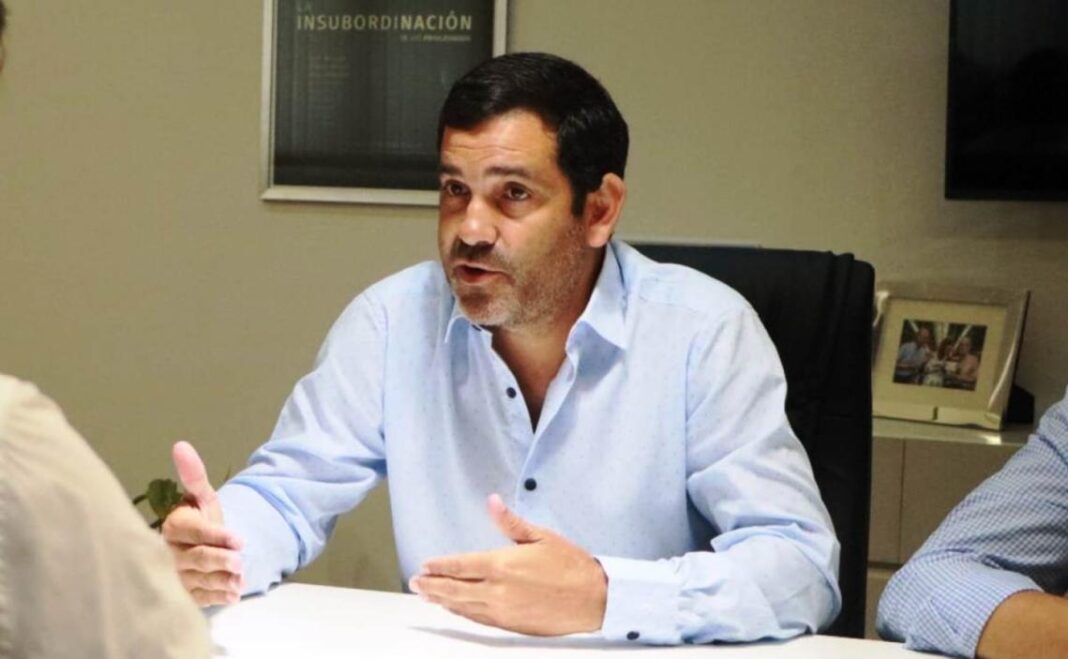 Con el aval del Concejo Deliberante de Dolores, el intendente Juan Pablo García redujo su salario y el de sus funcionarios por falta de fondos.