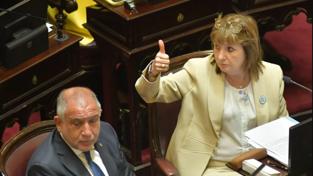 La senadora, Patricia Bullrich, precisó que el Gobierno nacional interpreta que es inminente la liberación de los detenidos argentinos en Venezuela.
