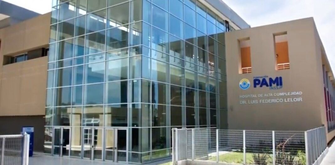 El Colegio de Médicos bonaerenses expresó a través de un comunicado su “rechazo absoluto a cualquier intento de desarticulación del sistema público de salud”.