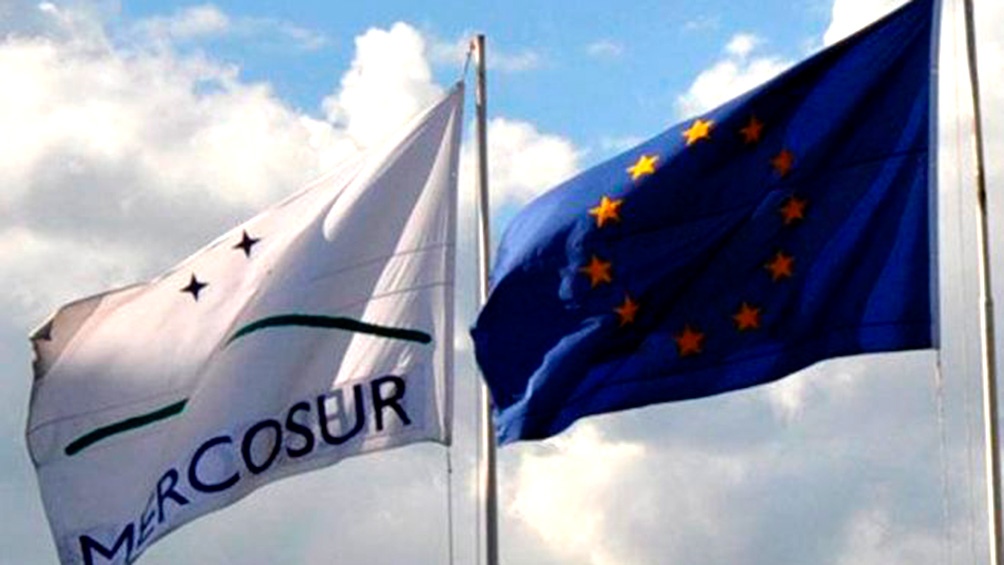 La Unión Europea dio este viernes un paso decisivo al avalar el acuerdo de libre comercio con el Mercosur, luego de más de 25 años de negociaciones.