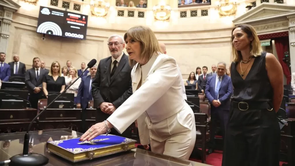 La flamante senadora de La Libertad Avanza, Patricia Bullrich, fue la primera en celebrar el acuerdo de libre comercio entre la Unión Europea y el Mercosur. 
