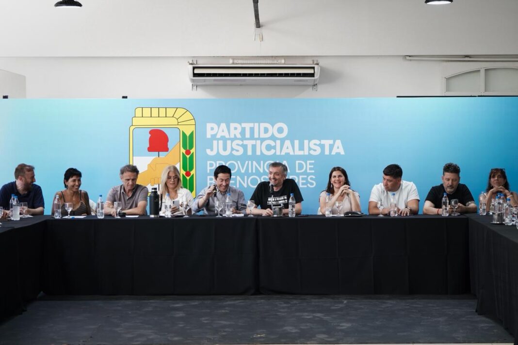 De cara a la renovación de las autoridades internas, el PJ bonaerense mantuvo un nuevo encuentro de la Junta Electoral donde puso la mira en las afiliaciones y el padrón electoral.