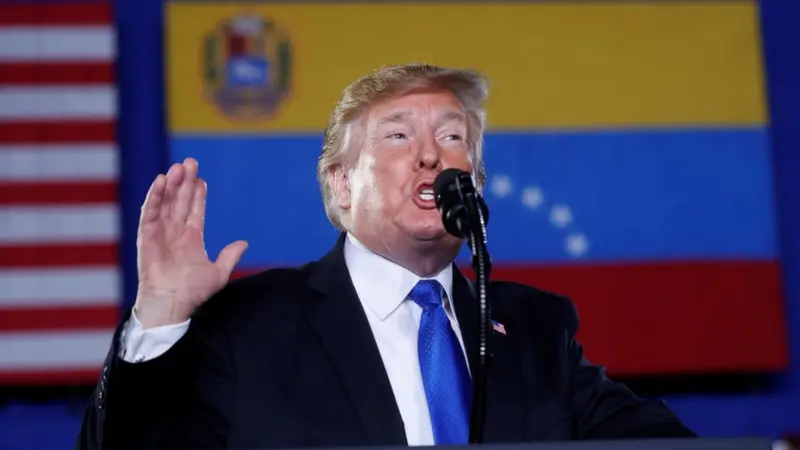Donald Trump confirmó la liberación de presos políticos y el diálogo con la vicepresidenta Delcy Rodríguez.
