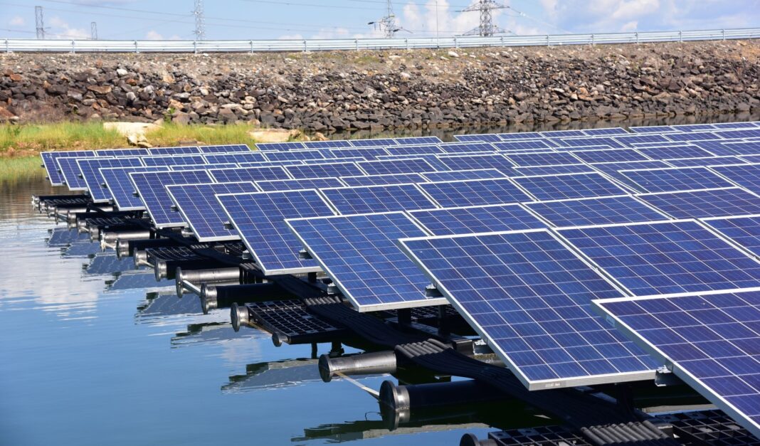 La provincia de Buenos Aires reglamentó la generación comunitaria de energía renovable y habilitó la venta de excedentes a la red eléctrica.