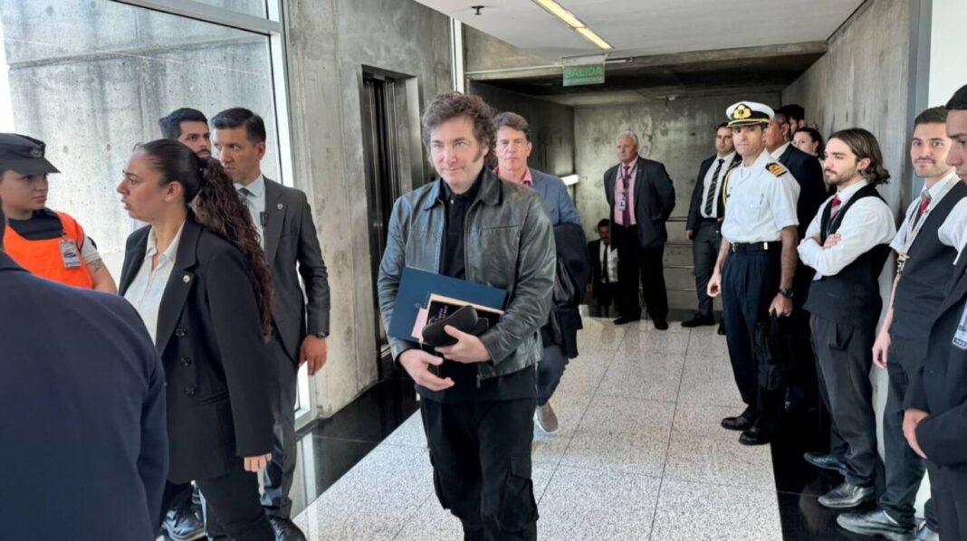 Todos los ministros de Javier Milei firmaron el decreto que autoriza al jefe de Estado a viajar al exterior para representar al país en la firma del acuerdo Mercosur-UE y Davos.