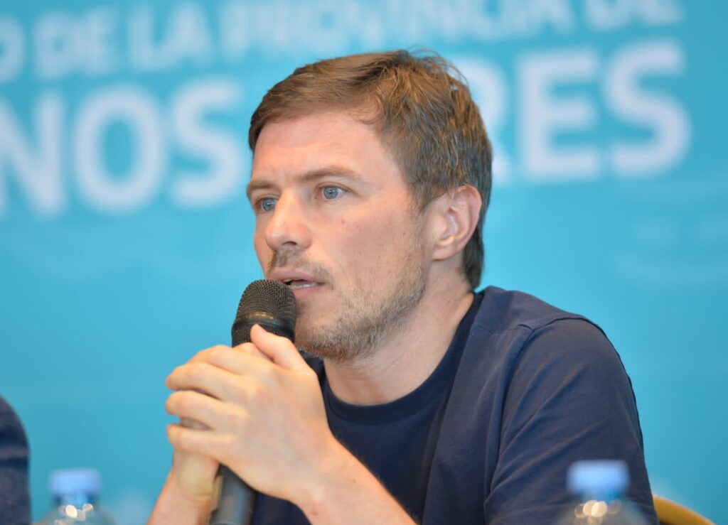 Un informe de AUBASA reveló que durante enero circularon más de 100 mil vehículos menos rumbo a los principales destinos turísticos.