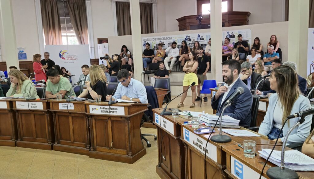 Actualmente, el Concejo Deliberante tiene dos sesiones al mes. Con la nueva propuesta, se sumaría una audiencia que se realizaría en barrios.