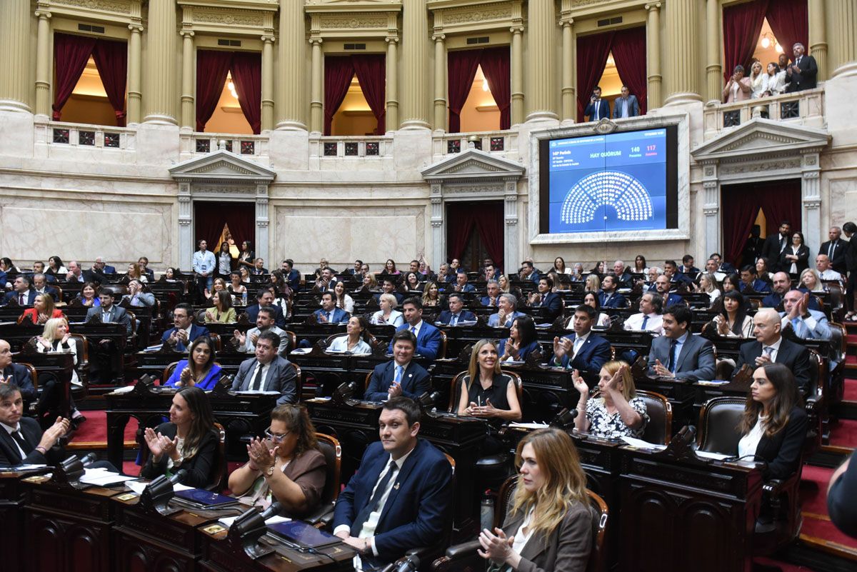 Con la firma de Javier Milei, el Gobierno incluyó el tratamiento de la Ley Penal Juvenil en el periodo de sesiones extraordinarias que comenzará el lunes.