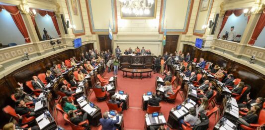 La causa por abusos en el Senado bonaerense avanza con peritajes, imputados detenidos y una fuerte presión política dentro de la Cámara Alta.