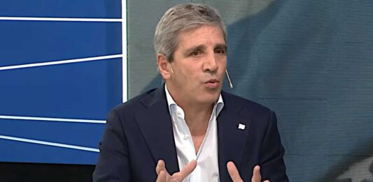 El Ministerio de Economía informó que Luis Pierrini presentó su renuncia a la Secretaría de Transporte y que será reemplazado por Fernando Herrmann.