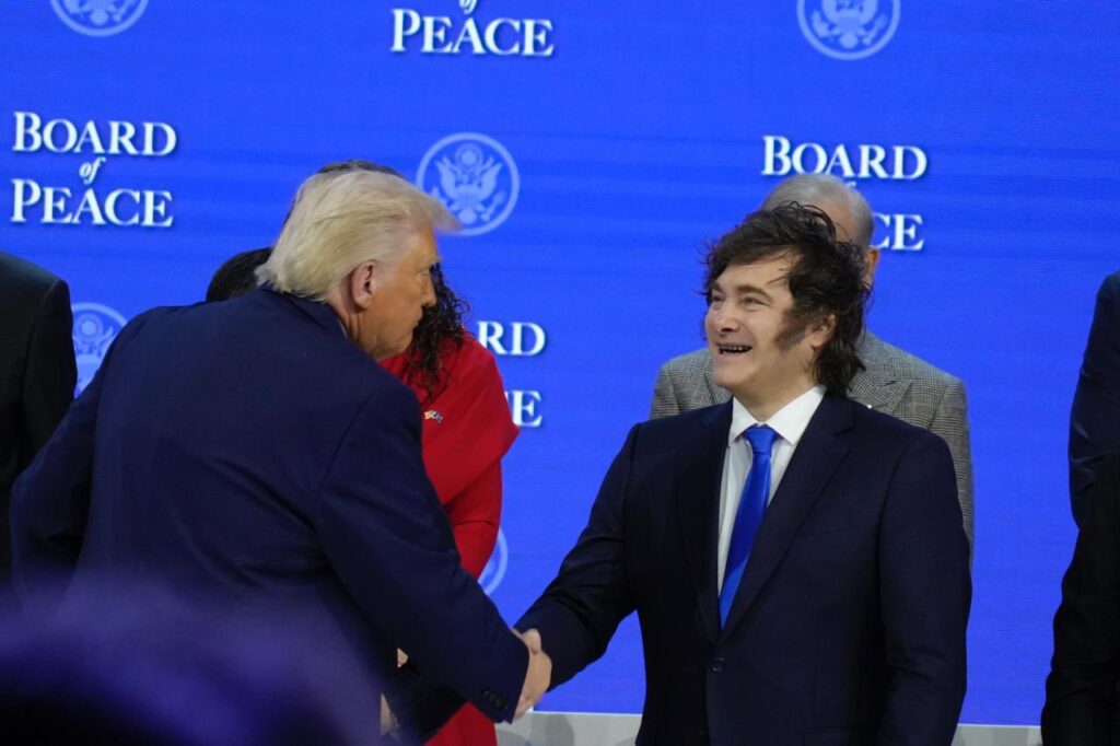 Diputados de Provincias Unicdas pidieron conocer los alcances y las eventuales erogaciones económicas que implicará la adhesión al Consejo de Paz impulsado por Donald Trump.