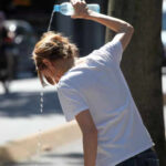 Ola de calor: se esperan temperaturas de más de 35°C en gran parte de la provincia Según el SMN, a partir de este sábado iniciará la ola de calor en varios municipios del centro y norte de la provincia de Buenos Aires.