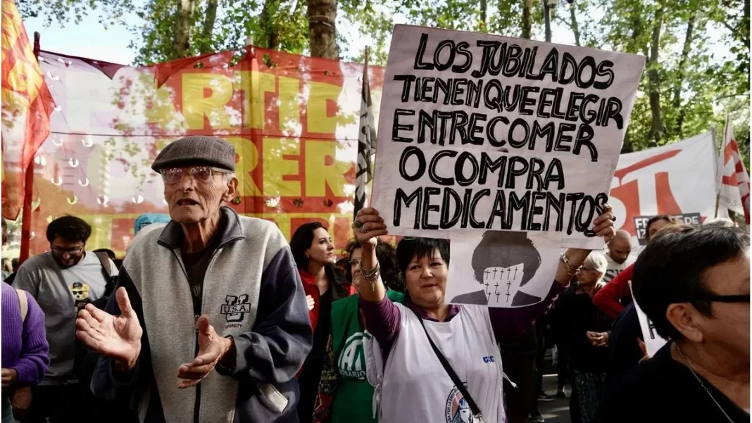 El Gobierno nacional autorizó un aumento de 2,85% en las jubilaciones, y desde febrero el haber mínimo será de $359.254.