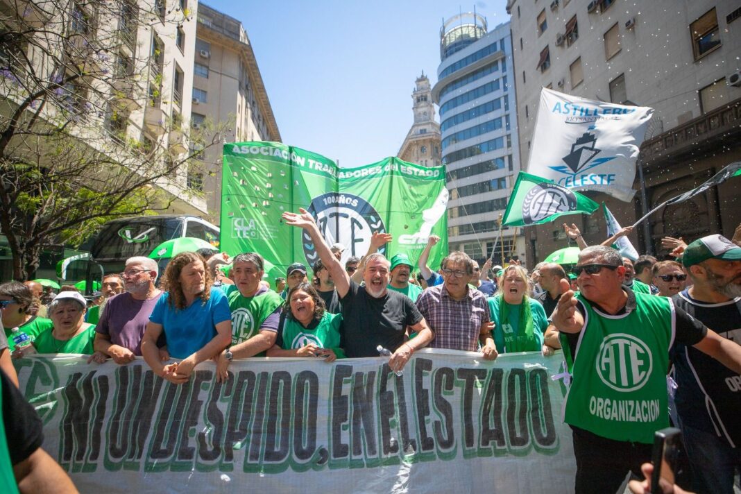 Las autoridades de ATE definieron este martes un paro nacional el próximo 10 de febrero para rechazar la reforma laboral de Javier Milei.