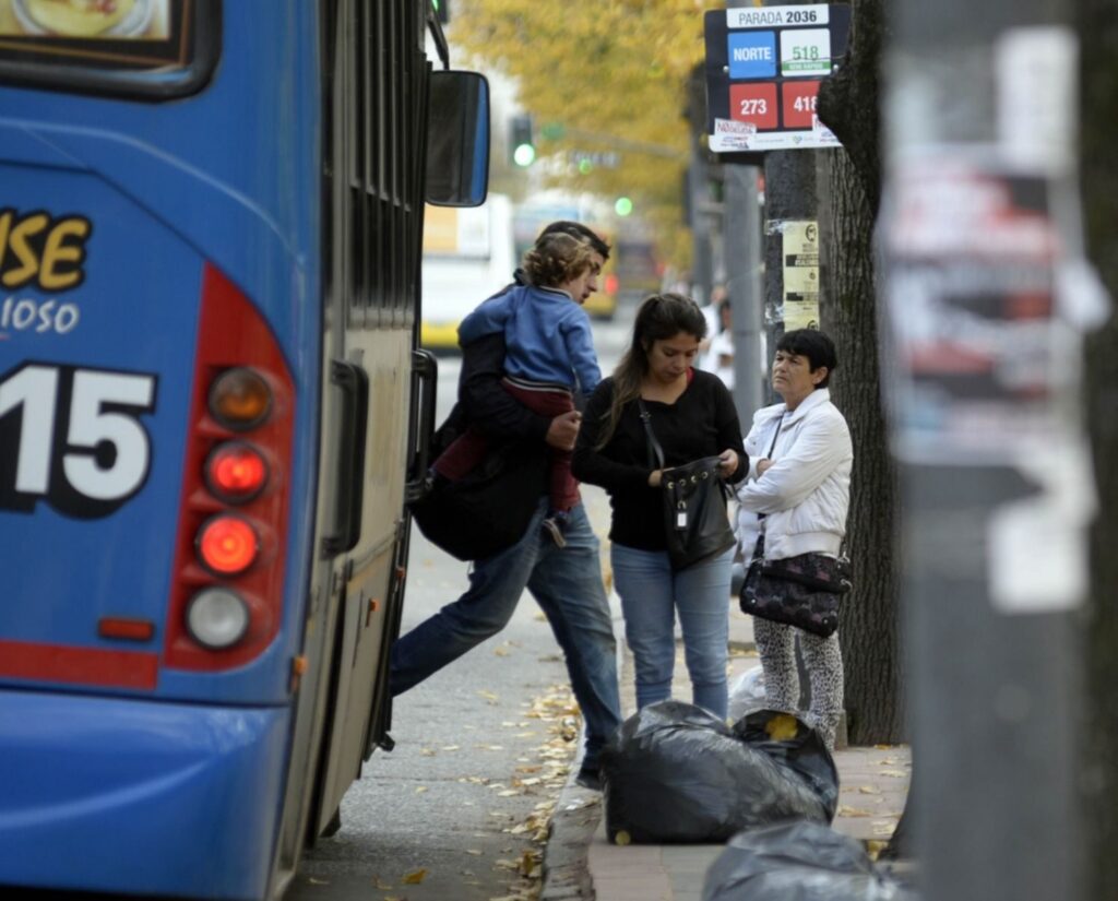 El próximo viernes se definirá si la UTA llamará a un paro de micros en el AMBA.
