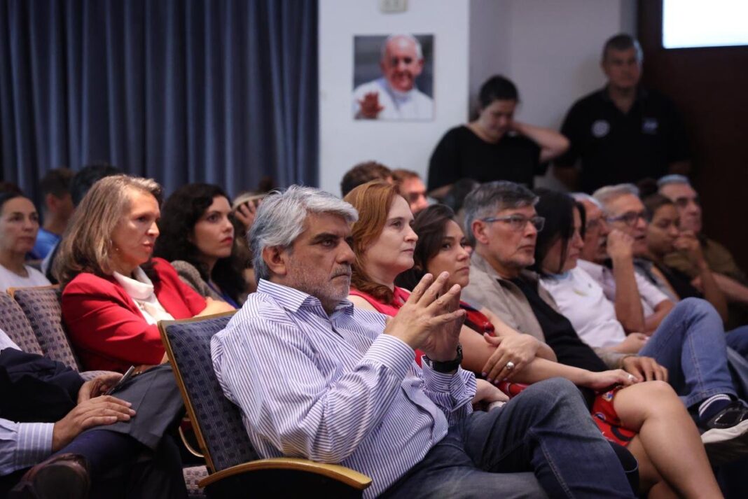 El ministro de Trabajo, Walter Correa, pidió que la Legisltaura avance con el tratamiento de la ley que crea la instancia de Conciliación Laboral Obligatoria Prejudicial.
