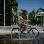 Ola de calor en el AMBA: el SMN pronostica temperaturas superiores a los 35° El Servicio Meteorológico Nacional (SMN) alertó a los municipios que integran el AMBA por la llegada de una nueva ola de calor con temperaturas superiores a los 35°.