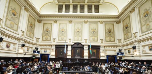 En enero, solo 20 diputados bonaerenses ingresaron un proyecto a la Legislatura. Quiénes fueron y cómo queda el top de más activos.