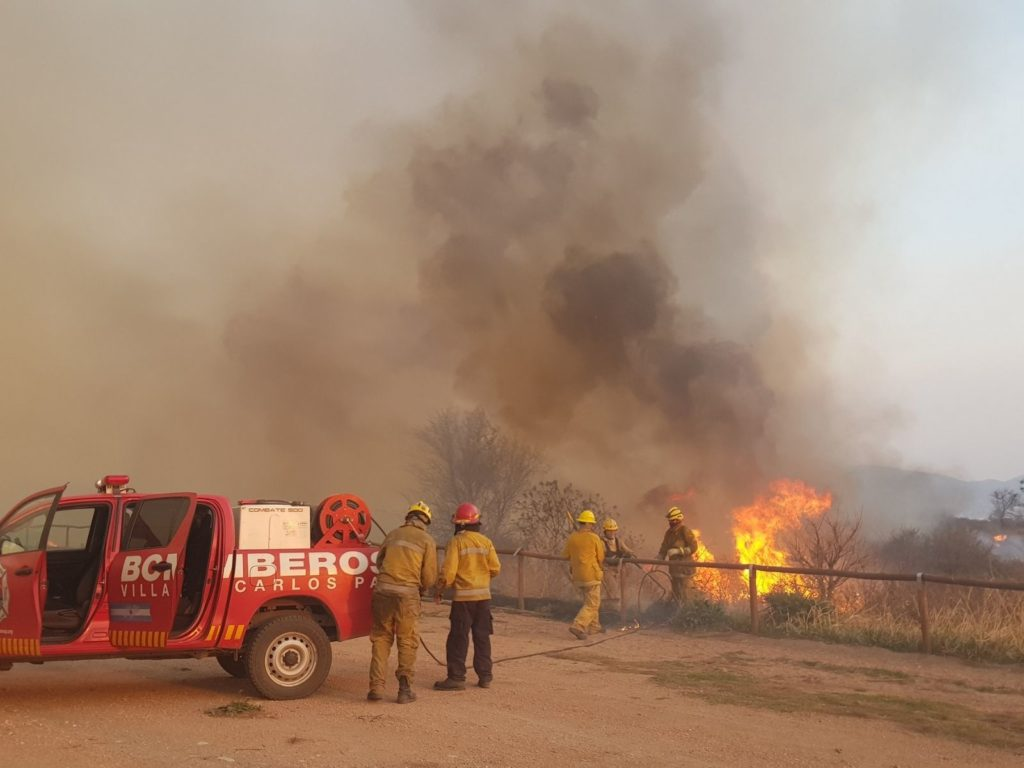 Diputados de la oposición salieron alertar que la emergencia ígnea no garantiza que Nación asigne fondos a las provincias afectadas por los incendios que azotan a la Patagonia. 
