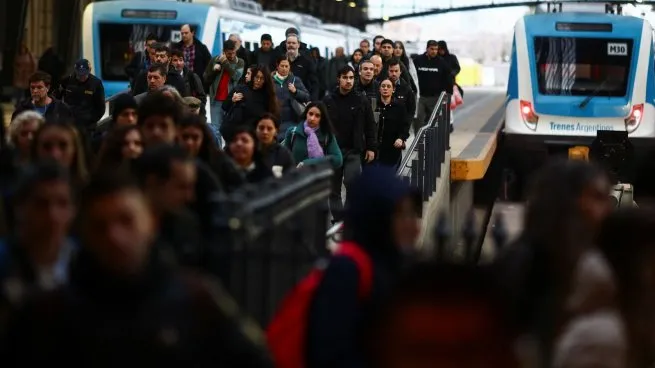 La Fraternidad ratificó el paro de trenes y sostuvo el reclamo de una recomposición salarial del 18% más inflación.