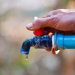 Diputada de la oposición apuntó contra ABSA por la falta de agua en plena ola de calor La diputada del bloque Unión y Libertad, Sabrina Sabat, presentó un proyecto en el que cuestionó la “deficiente prestación” de ABSA en La Plata, Berisso y Ensenada.