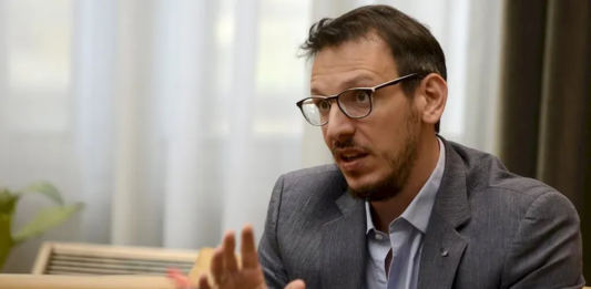 El titular del Banco Provincia, Juan Cuattromo, advirtió que los niveles de morosidad en las tarjetas de crédito y préstamos personales escalan a niveles de los años 90´.