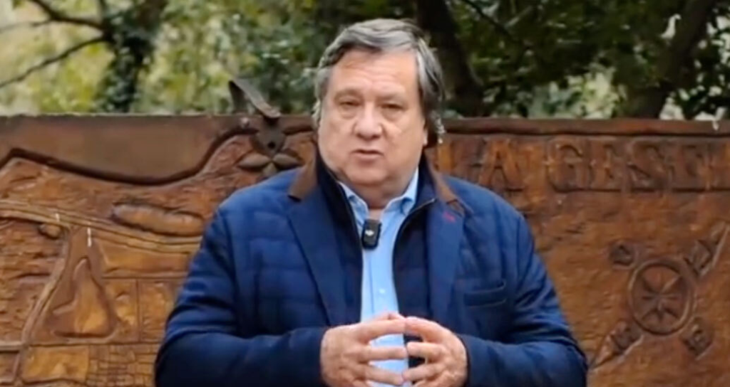 El ex intendente de Villa Gesell y ex candidato libertario, Jorge Rodríguez Erneta, se postuló para presidir el PJ local.