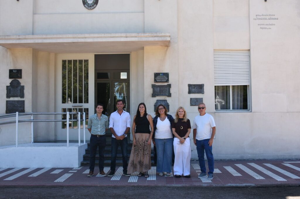 La recorrida incluyó a Pellegrini, Trenque Lauquen y Tres Lomas.