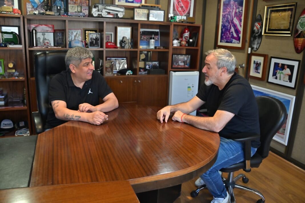 En la previa del tratamiento de la reforma laboral, Rodolfo Aguiar se reunió con Pablo Moyano y coincidieron en la necesidad de tener un 