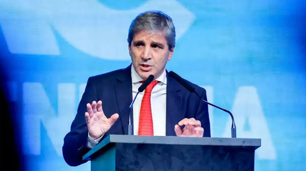 El Gobierno nacional formalizó el llamado a licitación pública para concesionar otros 2.500 kilómetros de rutas nacionales.