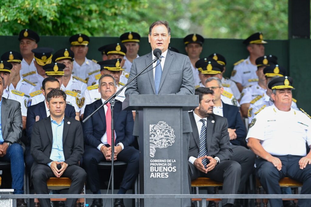 
Javier Alonso y Axel Kicillof abrieron el paraguas ante un posible conflicto salarial con la Policía bonaerense. 