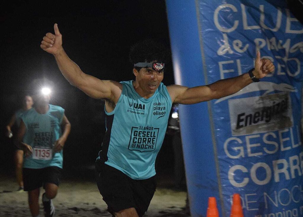 Villa Gesell se pliega a una vieja tradición de Pinamar y convoca a turistas y locales a participar de la Maratón del Desierto.