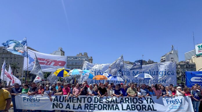 El ala dura del sindicalismo convoca a un paro general contra la reforma laboral de Milei El ala dura del sindicalismo liderado por Abel Furlán (industriales) y Pablo Moyano (camioneros) convocan a un paro general con movilización durante el tratamiento de la reforma laboral.