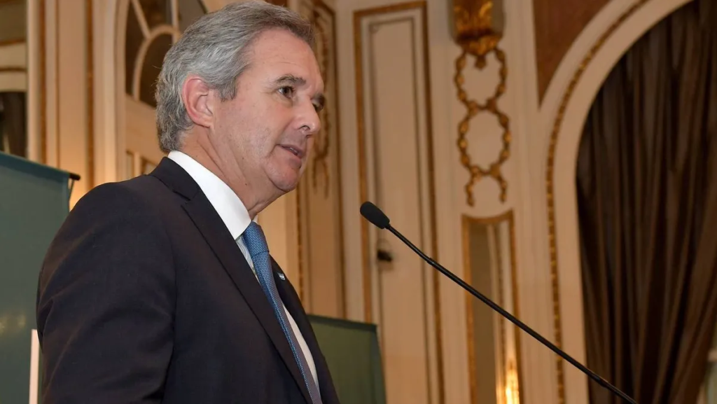 Cancillería afirmó que “no hay absolutamente ninguna irregularidad” en el contratación a la Asociación que dirige la mujer de Federico Sturzenegger.
