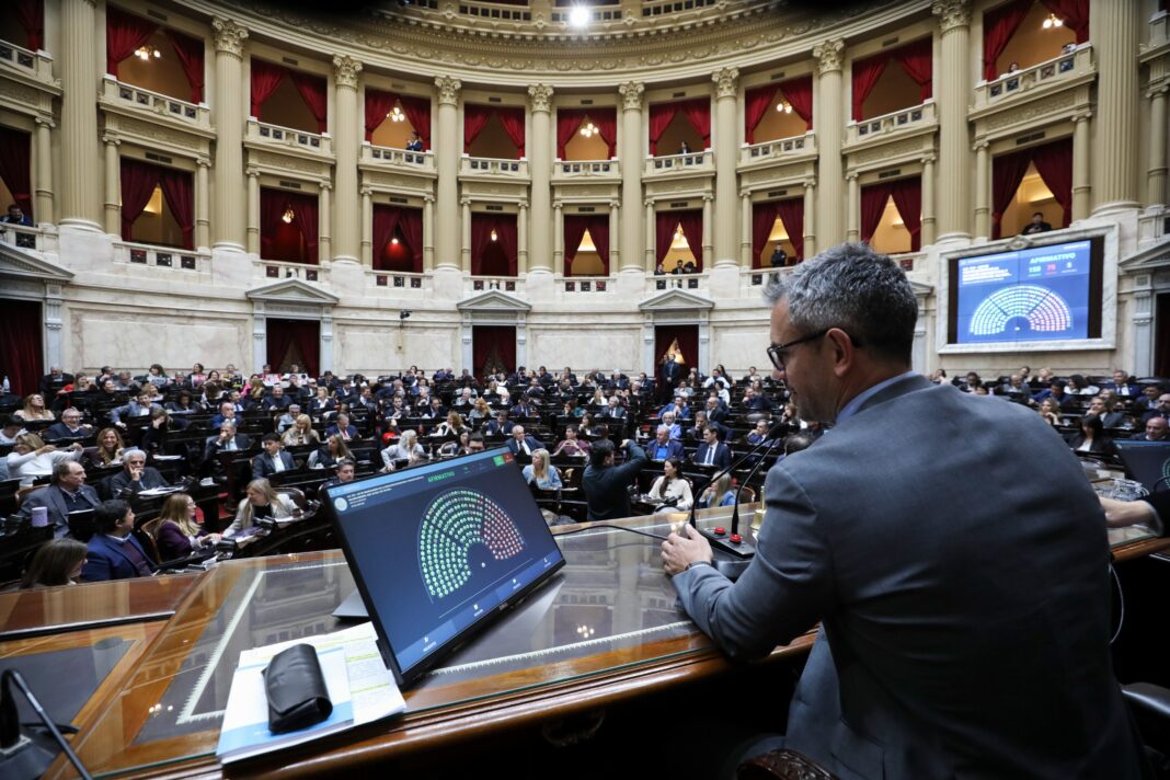Arrancado el período de sesiones ordinarias, la Cámara de Diputados debate este miércoles de la Ley de Glaciares, que pretende redefinir las zonas pleriglaciares para la explotación minera.