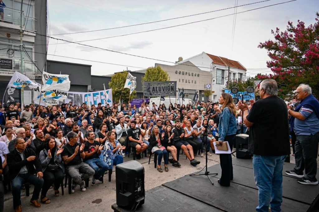 <br />Este s&aacute;bado, Raverta y Di B&aacute;rtolo encabezaron la presentaci&oacute;n oficial de la lista "Patria S&iacute;, Colonia No" con la que La C&aacute;mpora buscar&aacute; presidir el PJ de Mar del Plata.