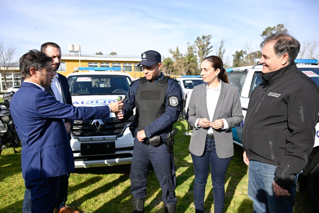 El decreto de Kicillof faculta al Ministro de Seguridad a establecer o modificar las licencias y permisos del personal que se postule a la Policía Adicional. 