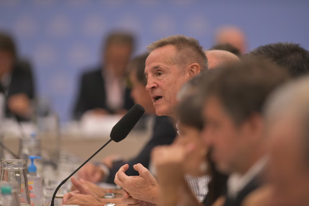 En el marco del plenario de comisiones, uno de los líderes de la CGT, Jorge Solá, expresó su retundo rechazó al proyecto de reforma laboral. 