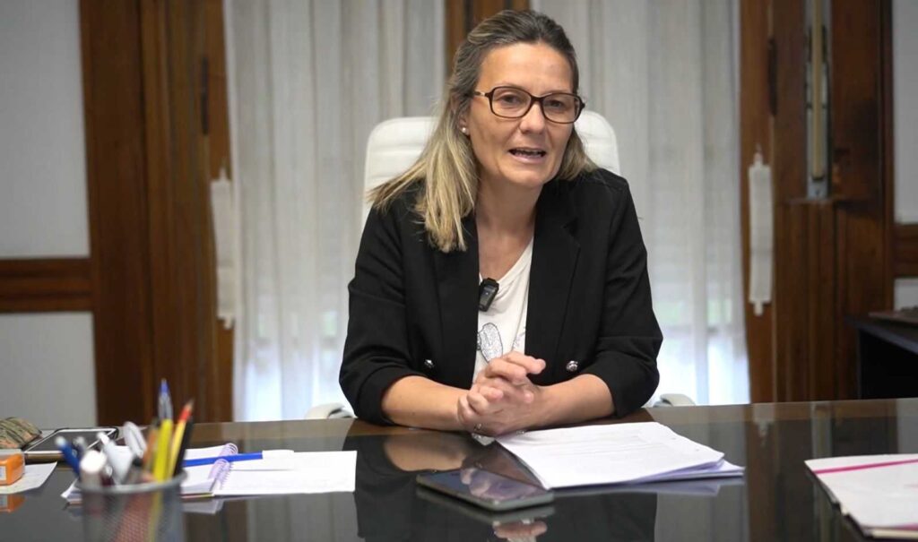 La intendenta de 9 de Julio, María José Gentile, volvió a generar la bronca del campo con una polémica ordenanza.