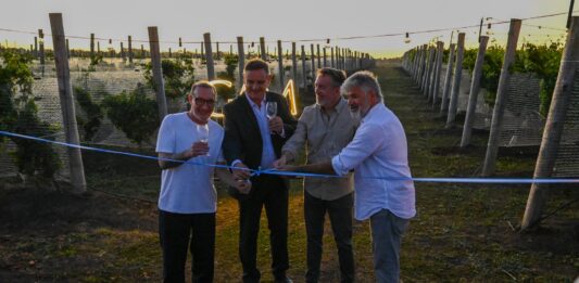 El diputado bonaerense Luis Vivona participó del primer encuentro de Vinos Oceánicos y valoró el contenido de su ley vitivinícola.