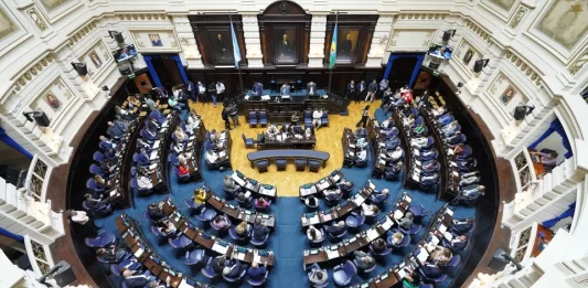 El PJ bonaerense definió autoridades con fuerte presencia parlamentaria y consolidó la nueva conducción que encabezará Axel Kicillof.