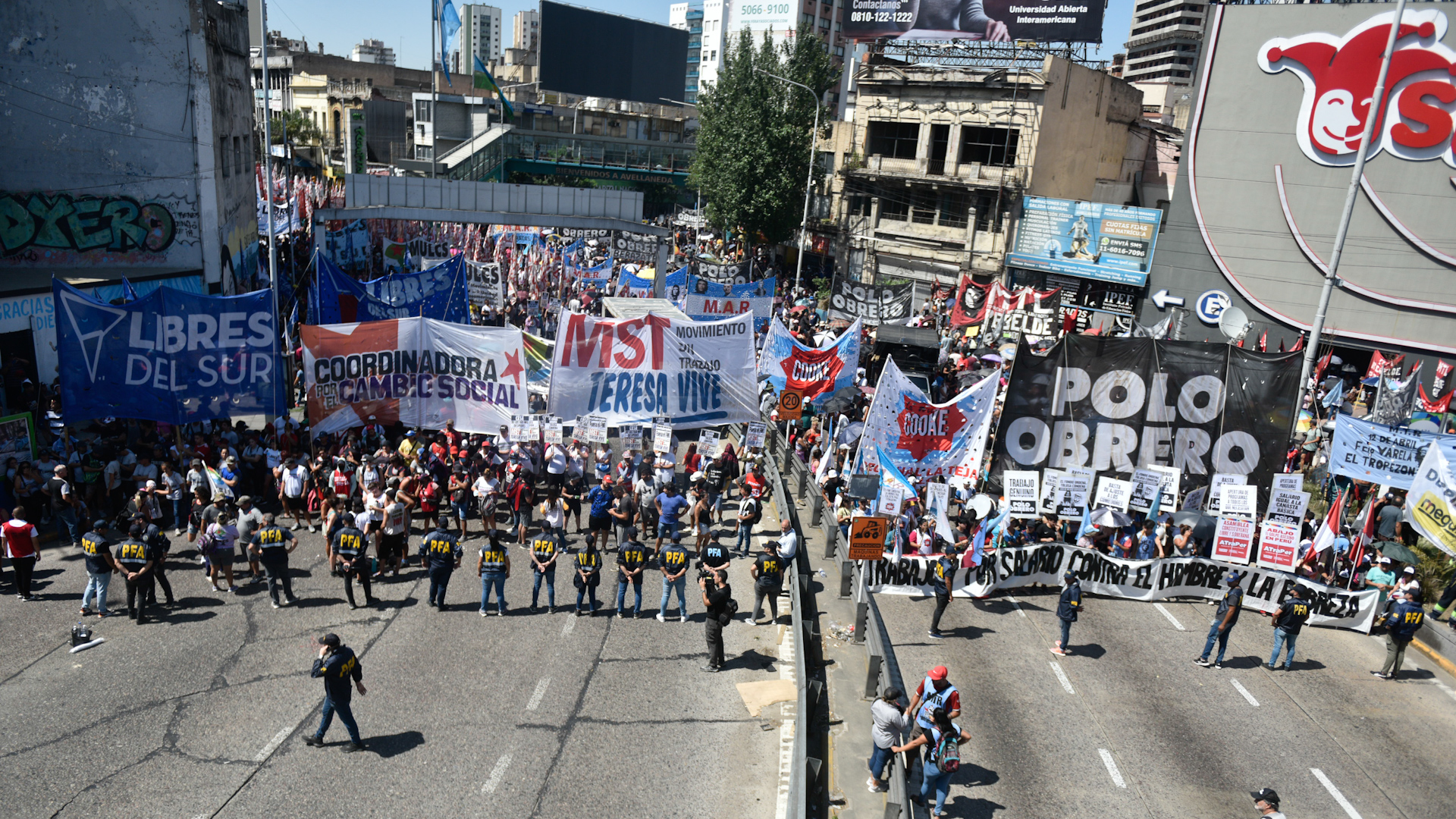 El intendente de San Pedro, Cecilio Salazar, confirmó el acompañamiento del Municipio al paro nacional contra la reforma laboral.