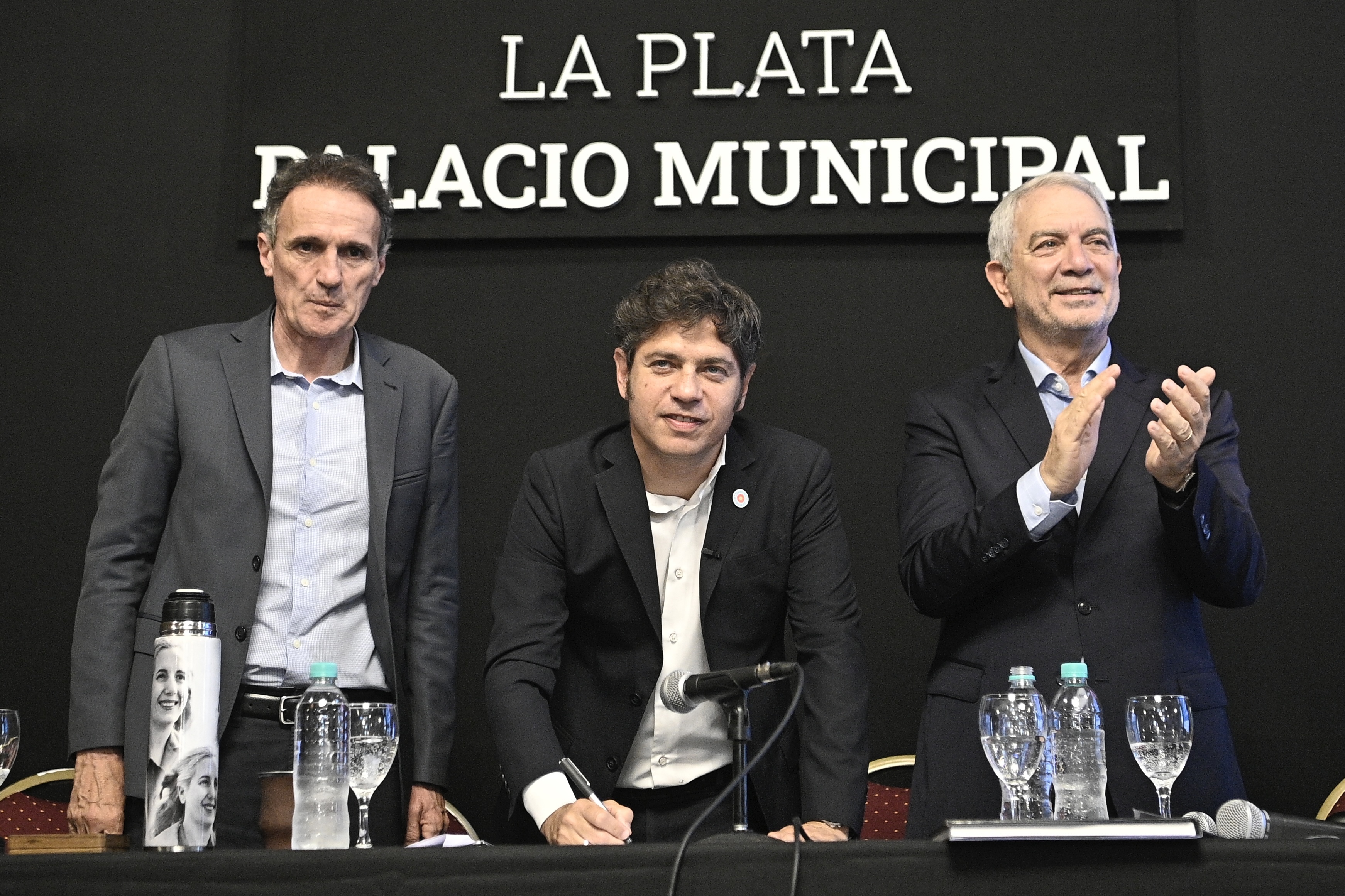 Kicillof encabezó la habilitación del Acueducto Norte en La Plata y confirmó nuevas inversiones para reforzar el Plan Hídrico en la región capital.