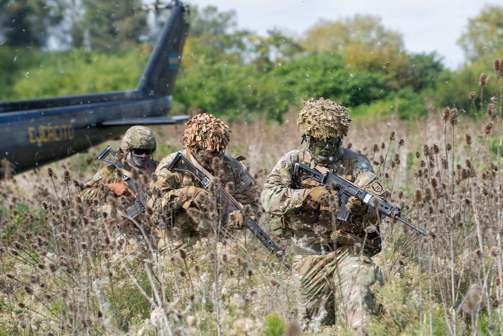 
La nueva obra social, OSFA, abarcará a todo el personal militar. 