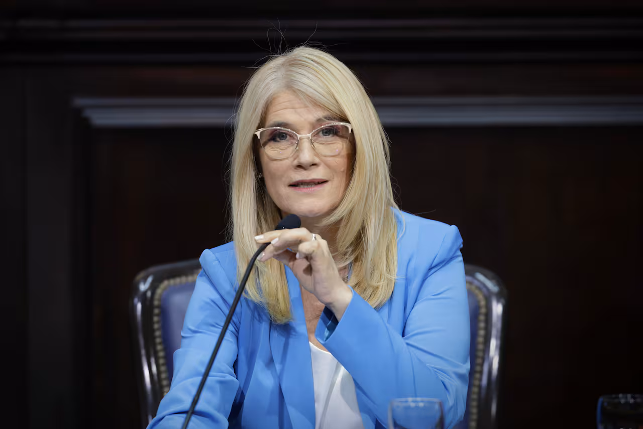 La titular del Senado bonaerense, Verónica Magario, llamó a sesionar para el próximo jueves. La Cámara está paralizada hace 7 meses.